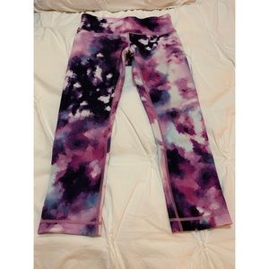 Lululemon Soulcycle cropped pants